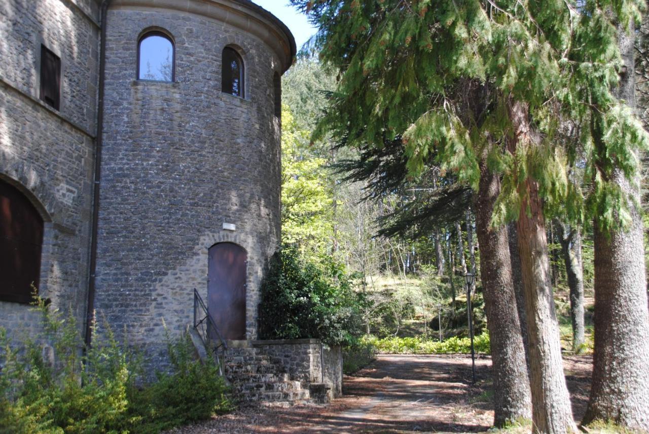 Oasi San Francesco - Casa Per Ferie Hotel Chiusi della Verna Luaran gambar