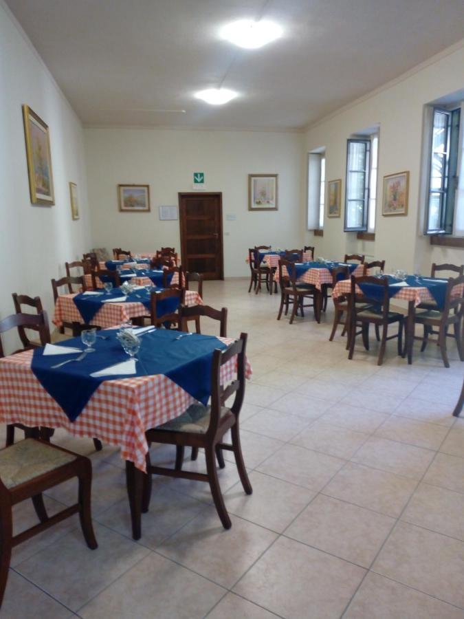 Oasi San Francesco - Casa Per Ferie Hotel Chiusi della Verna Luaran gambar