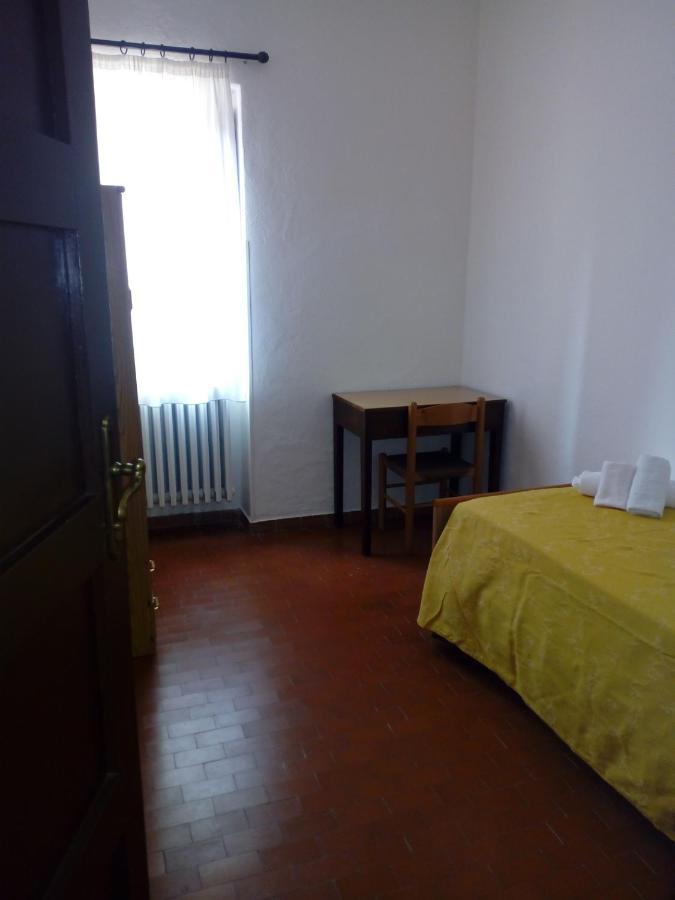 Oasi San Francesco - Casa Per Ferie Hotel Chiusi della Verna Luaran gambar