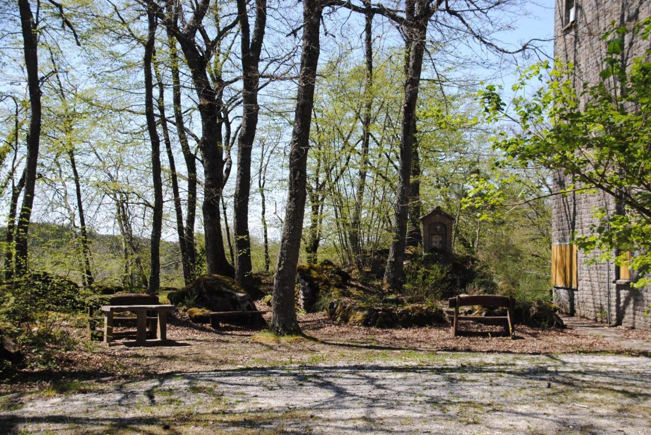 Oasi San Francesco - Casa Per Ferie Hotel Chiusi della Verna Luaran gambar